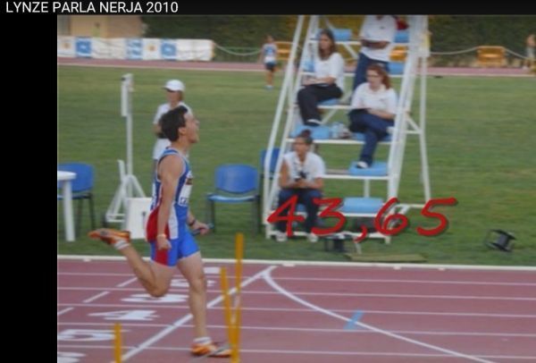 LYNZE PARLA EN NERJA 2010